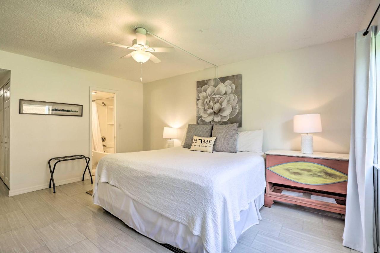 St Augustine Getaway With Porch 1 Block To Beach! เซนต์ออกัสติน ภายนอก รูปภาพ